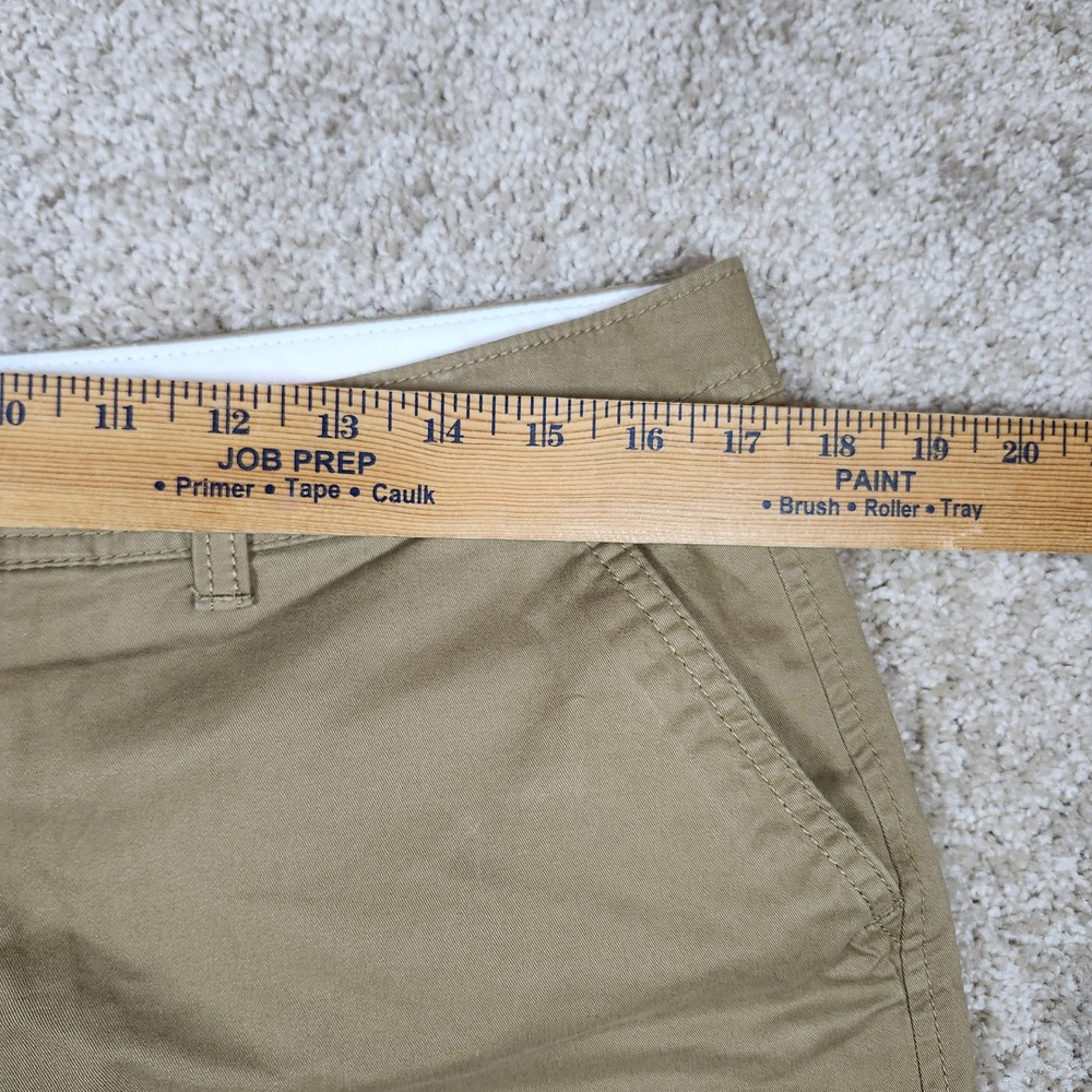 Old Navy Shorts Perfect 5" Khaki Tan Chino Cotton Stretch Casual 10 - Picture 5 of 5
